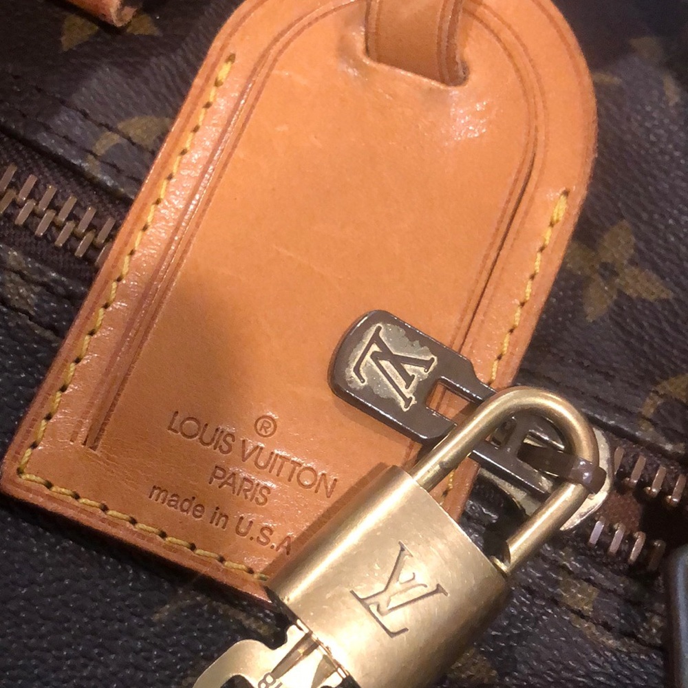 LOUIS VUITTON Monogram Keepall Bandolier Crossbody Weekend Travel Bag LV 55 - Picture 4 of 17